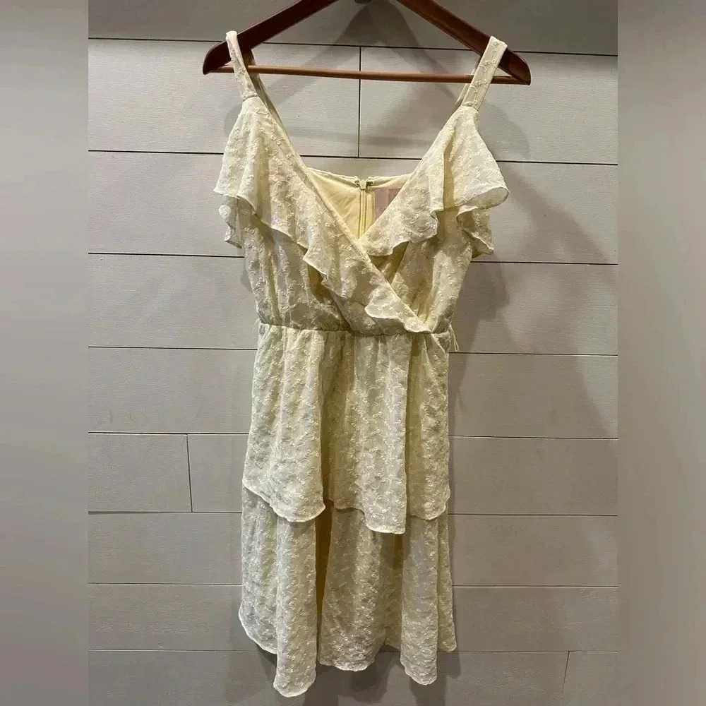 Gal Meets Glam Light Yellow Helena V- neck Eyelet Dress-4 Petite
